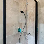 Centre - 4 Pers - Confort Et Elegance