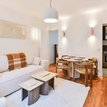 Centre - 4 Pers - Confort Et Elegance