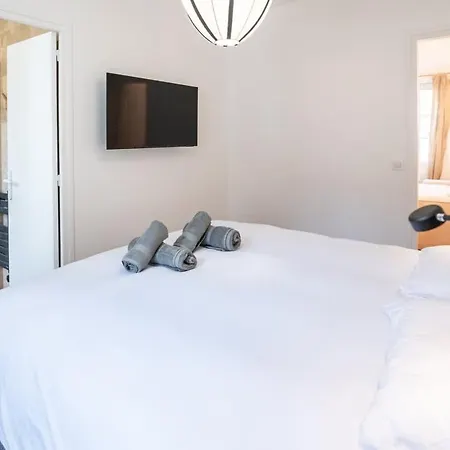 Centre - 4 Pers - Confort Et Elegance